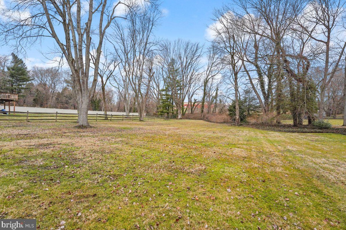 309 W Rose Valley Rd, Media, PA 19086