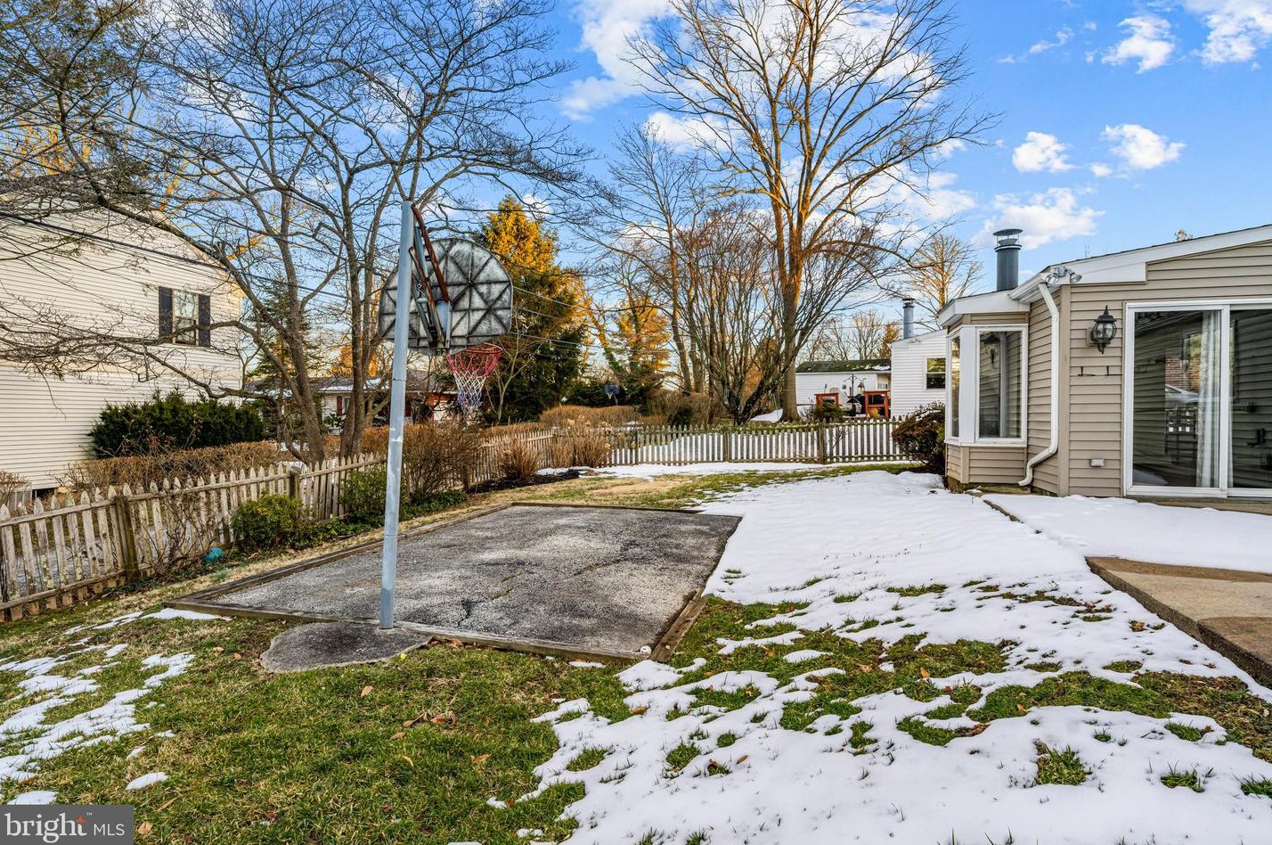 7 Longwood Dr, Wayne PA  19087-2922 exterior