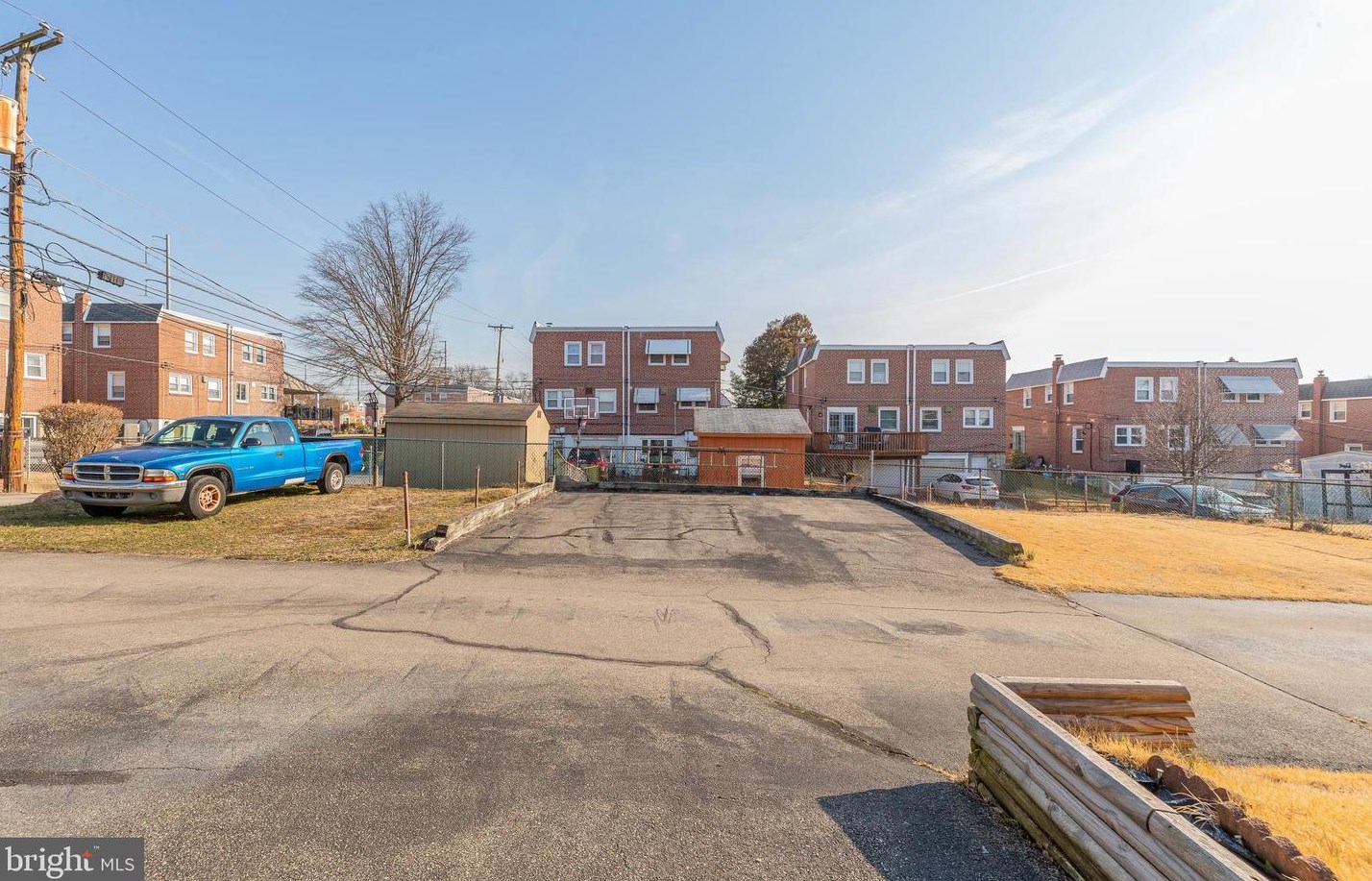535 Lakeview Dr, Ridley Park, PA 19078-3712