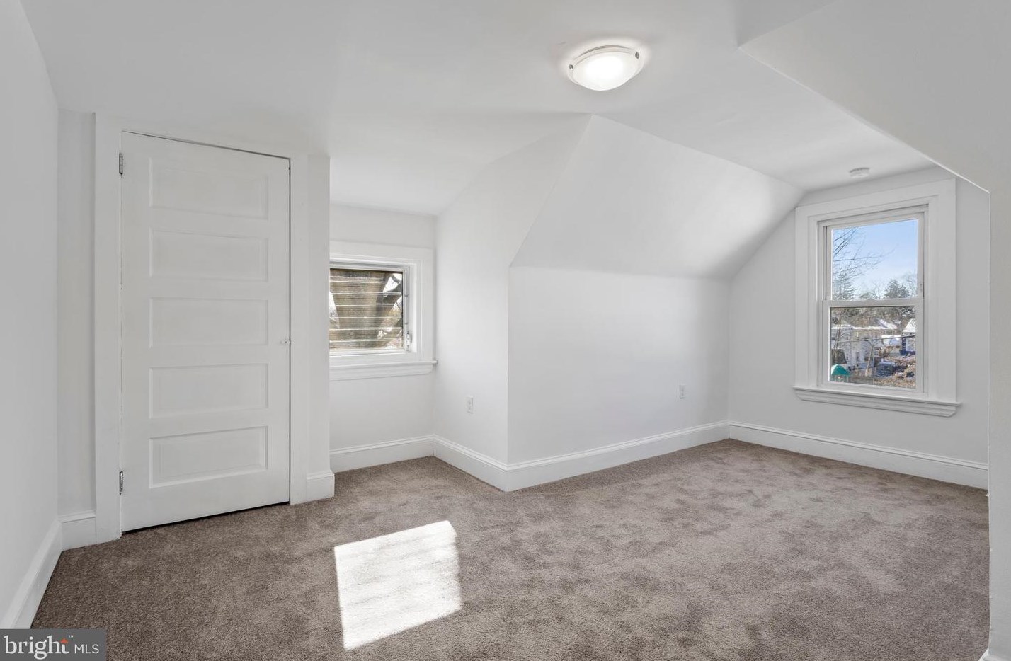 31 Wildwood Ave, Rutledge PA  19070-1915 exterior