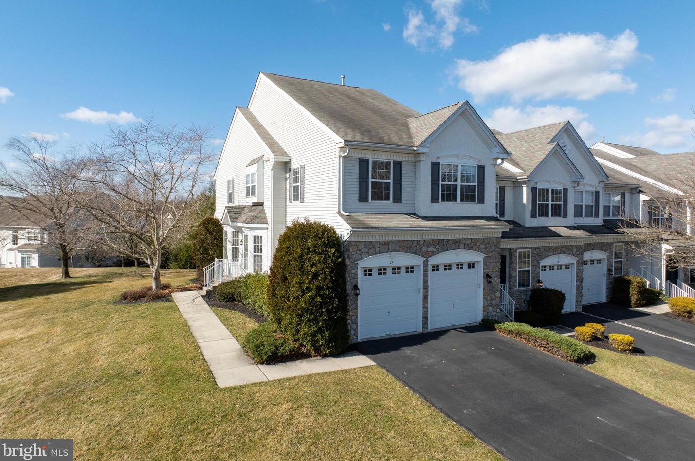 78 Portsmouth Cir, Glen Mills, PA 19342-2626