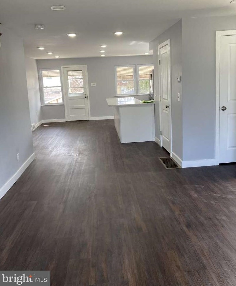 12 Collier Cir, Ridley Park, PA 19078