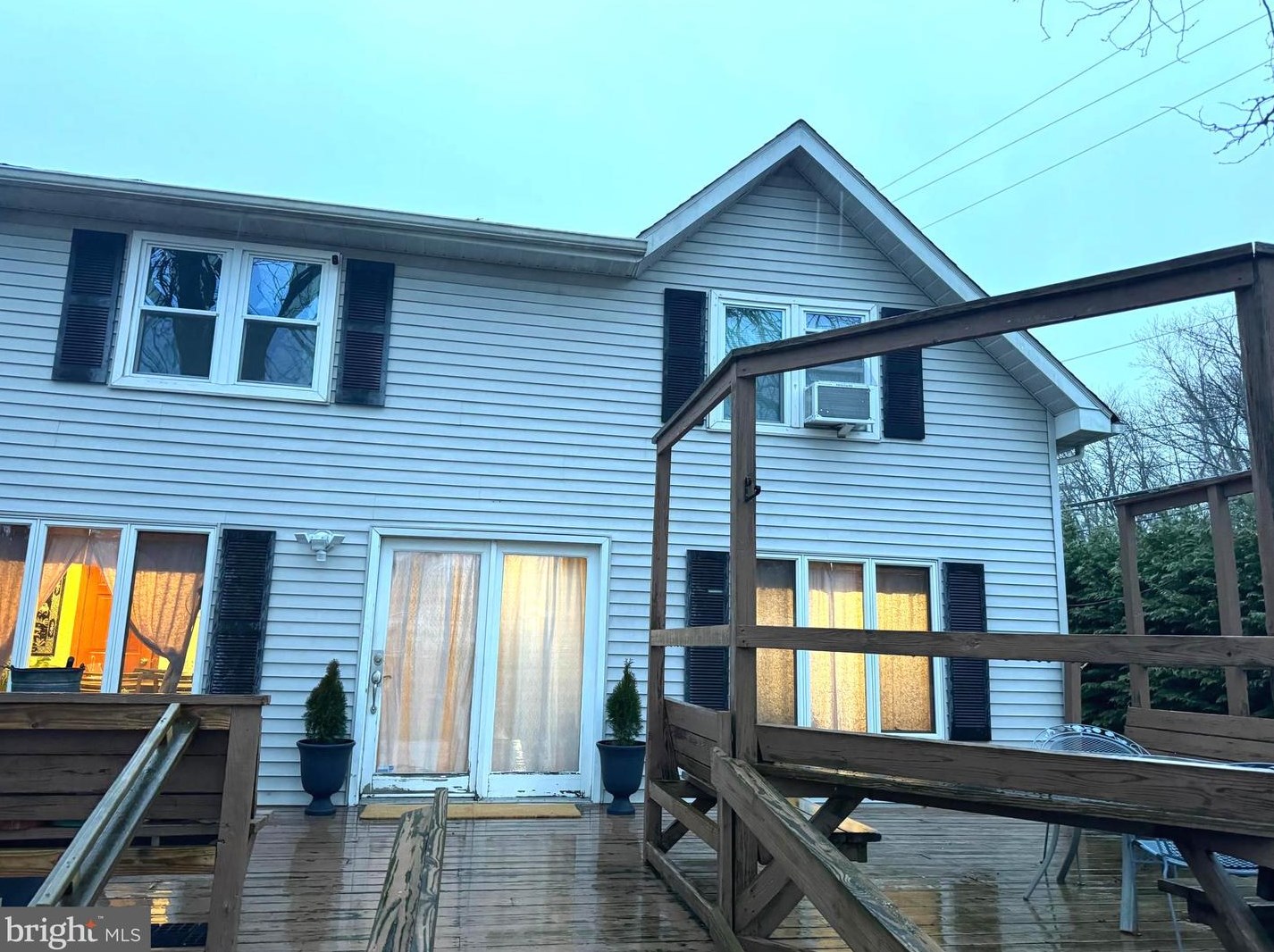 1218 Zebley Rd, Boothwyn, PA 19060-1811