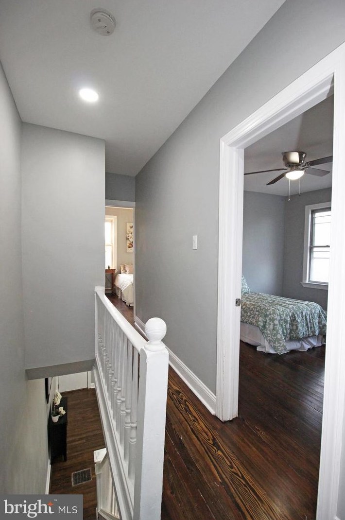 301 Poplar St, Darby PA  19023-2028 exterior