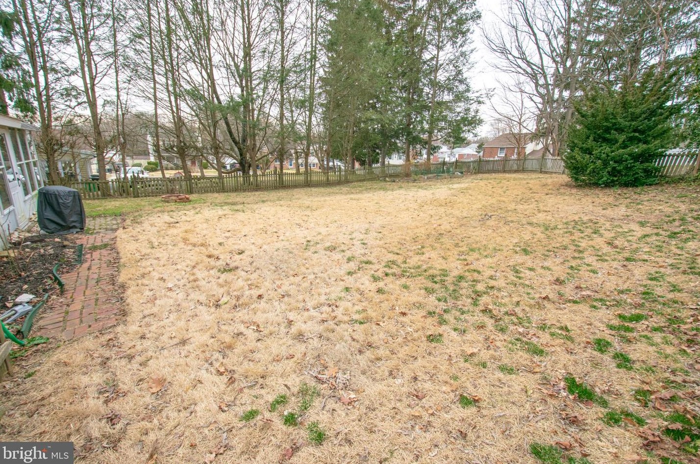 338 Brookhaven Rd, Chester PA  19015-2312 exterior