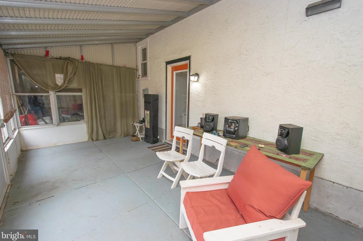 338 Brookhaven Rd, Chester PA  19015-2312 exterior