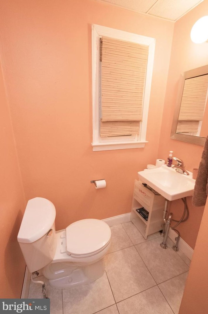 338 Brookhaven Rd, Chester PA  19015-2312 exterior