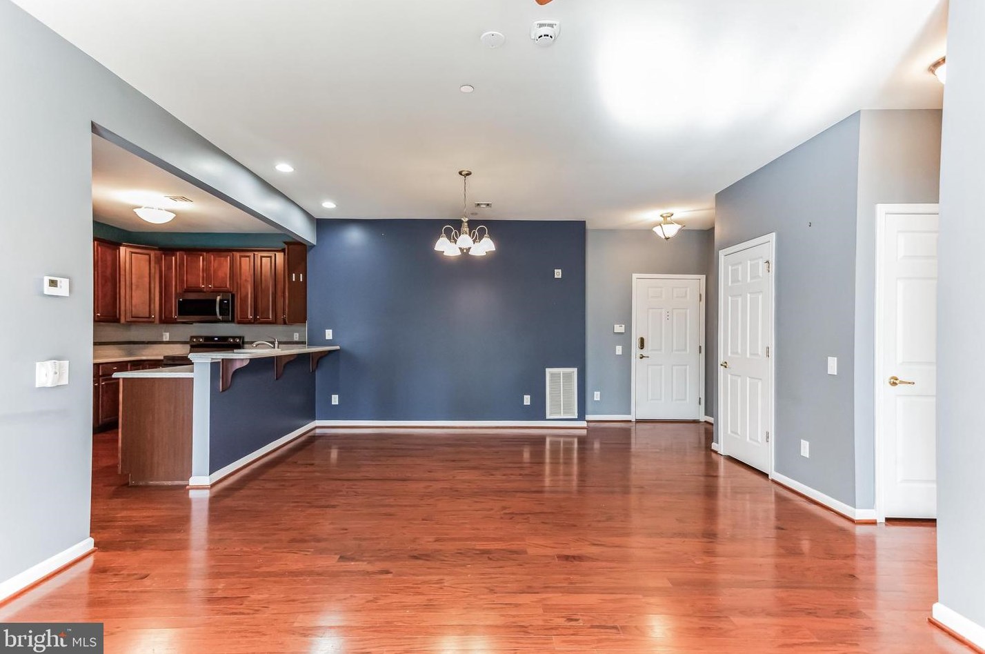 4207 Poplar St, Boothwyn, PA 19060