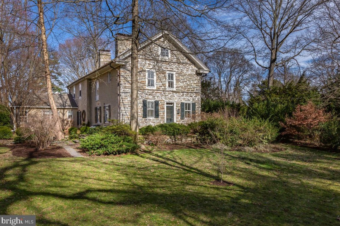 530 Cedar Ln, Swarthmore, PA 19081