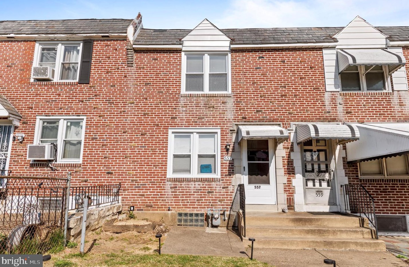 557 3rd St, Darby, PA 19023-3114