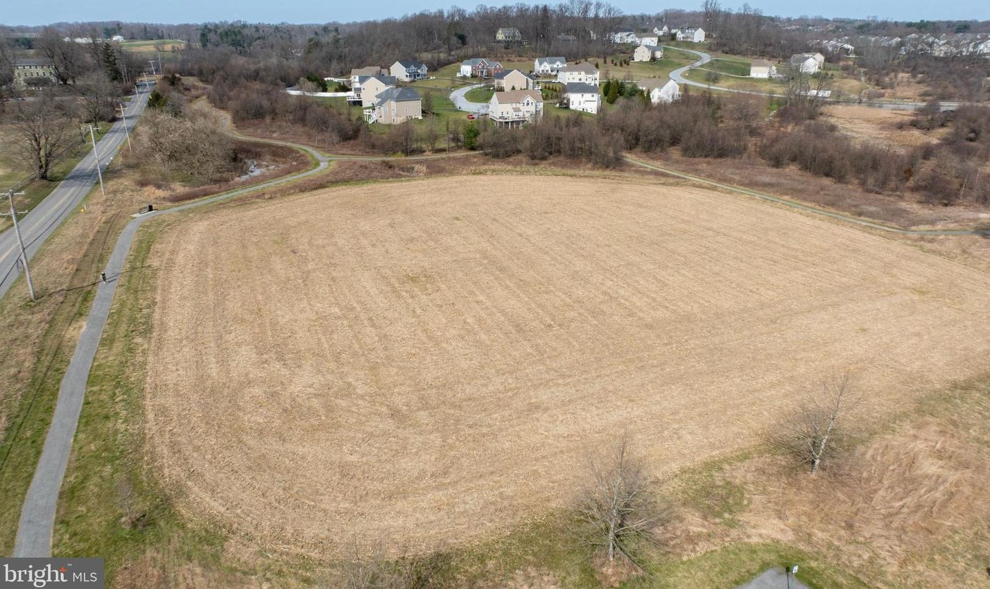 44 Wharton Dr, Glen Mills PA  19342-9522 exterior