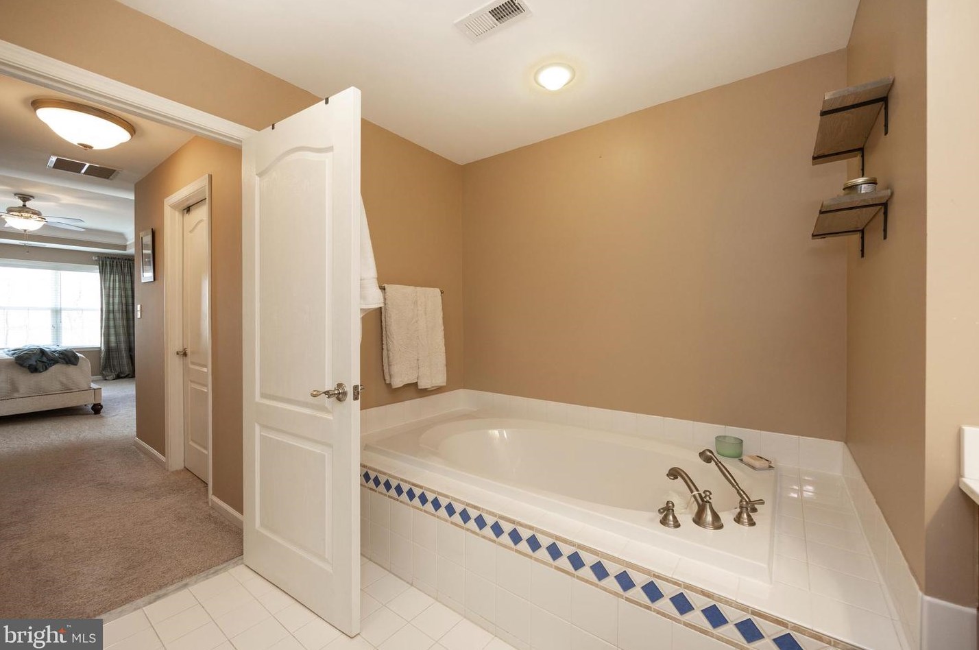 44 Wharton Dr, Glen Mills PA  19342-9522 exterior