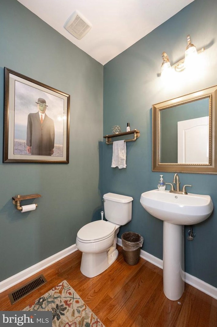 44 Wharton Dr, Glen Mills PA  19342-9522 exterior
