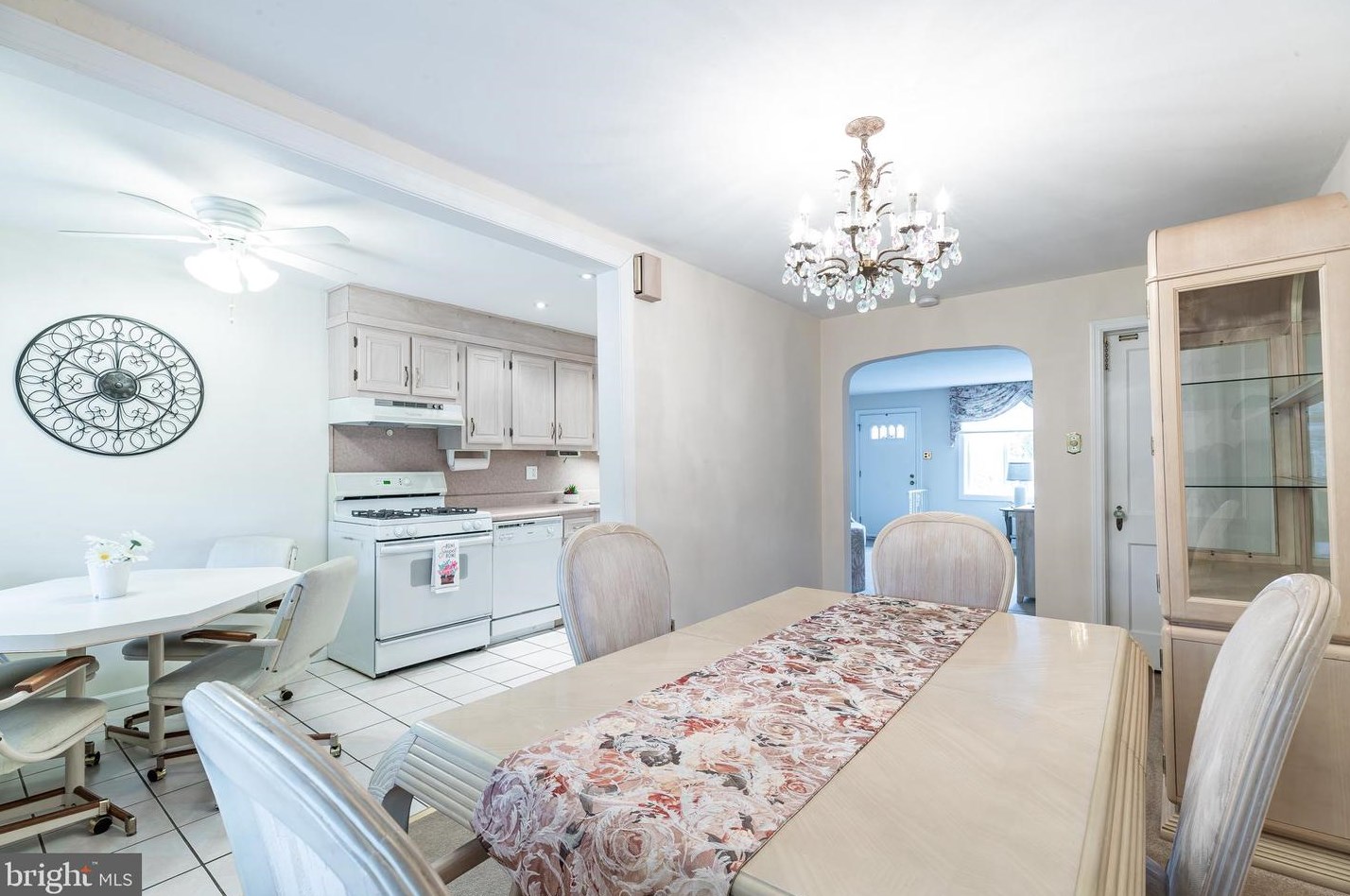 417 Park Dr, Manor PA  19036-1617 exterior