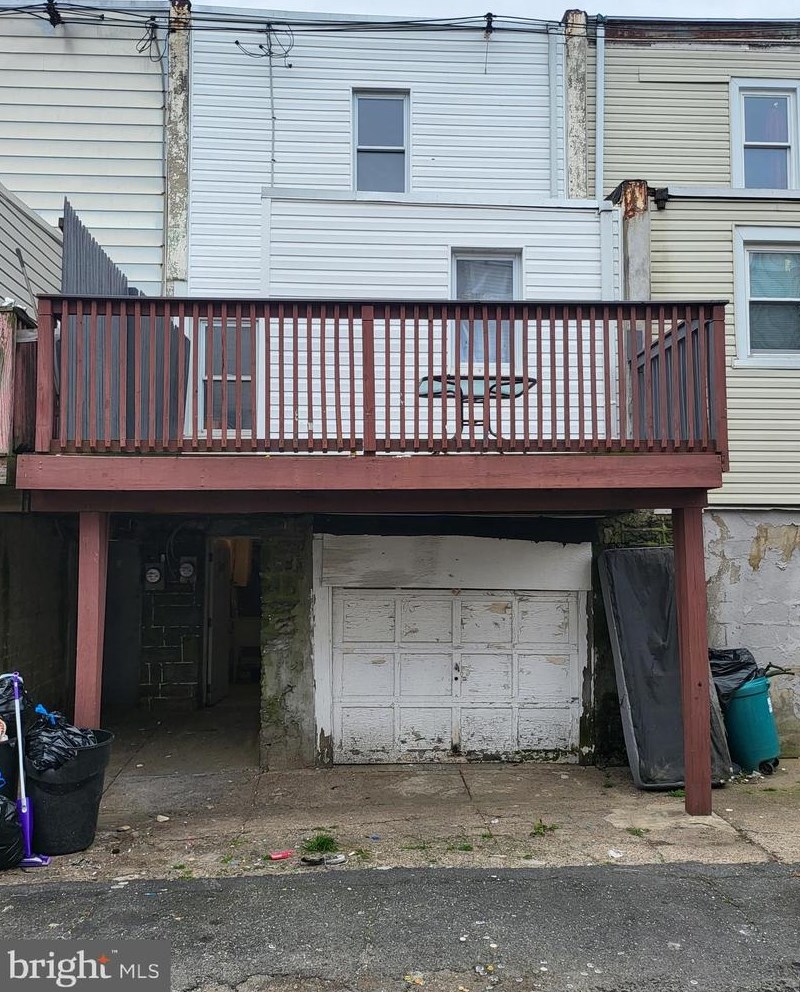 7103 Seaford Rd, Upper Darby PA 19082-5324 exterior