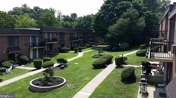 100 E Glenolden Ave #d2, Manor, PA 19036
