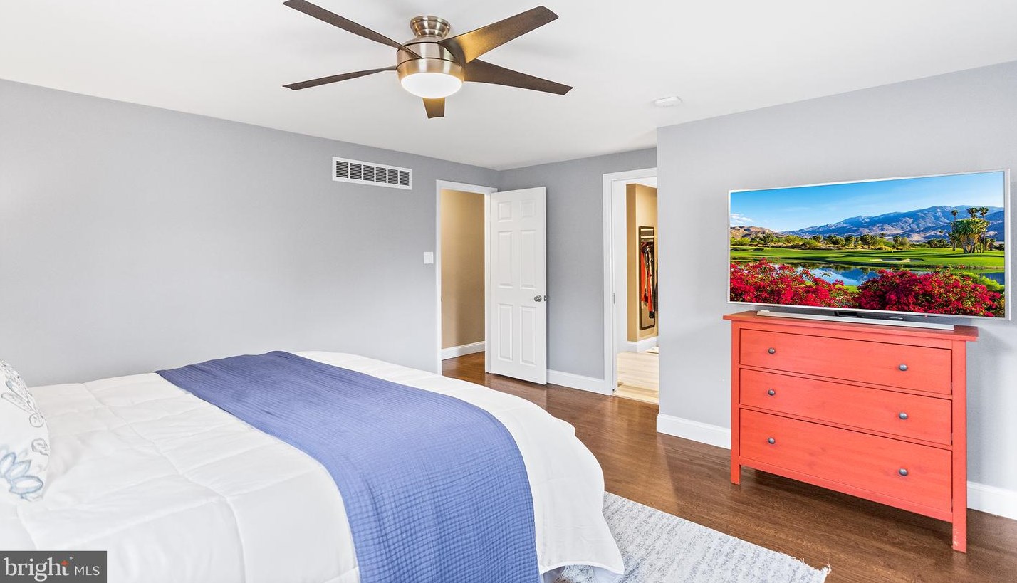 2330 Feathering Ln, Media PA 19063-1908 exterior