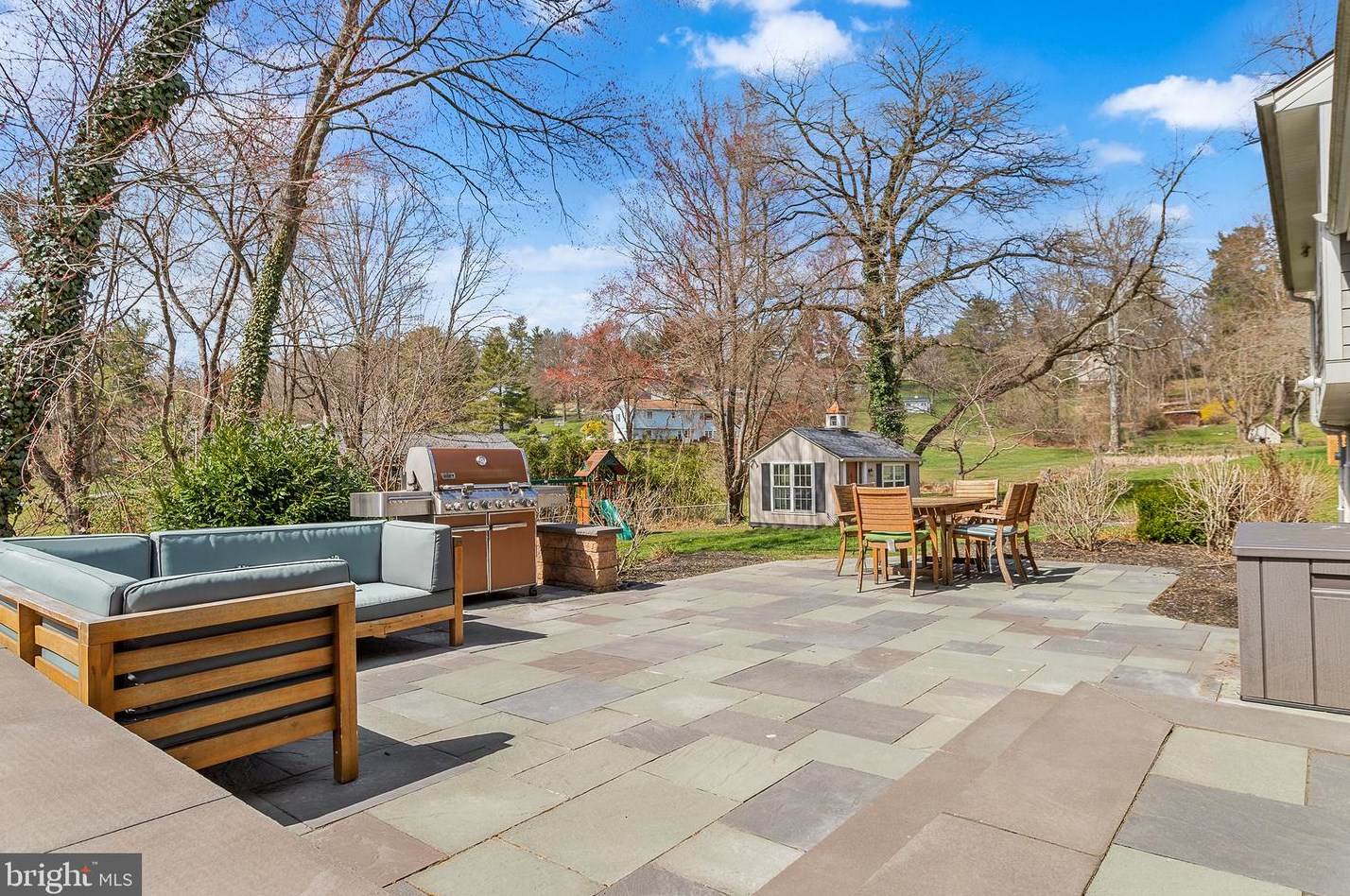 2330 Feathering Ln, Media PA 19063-1908 exterior