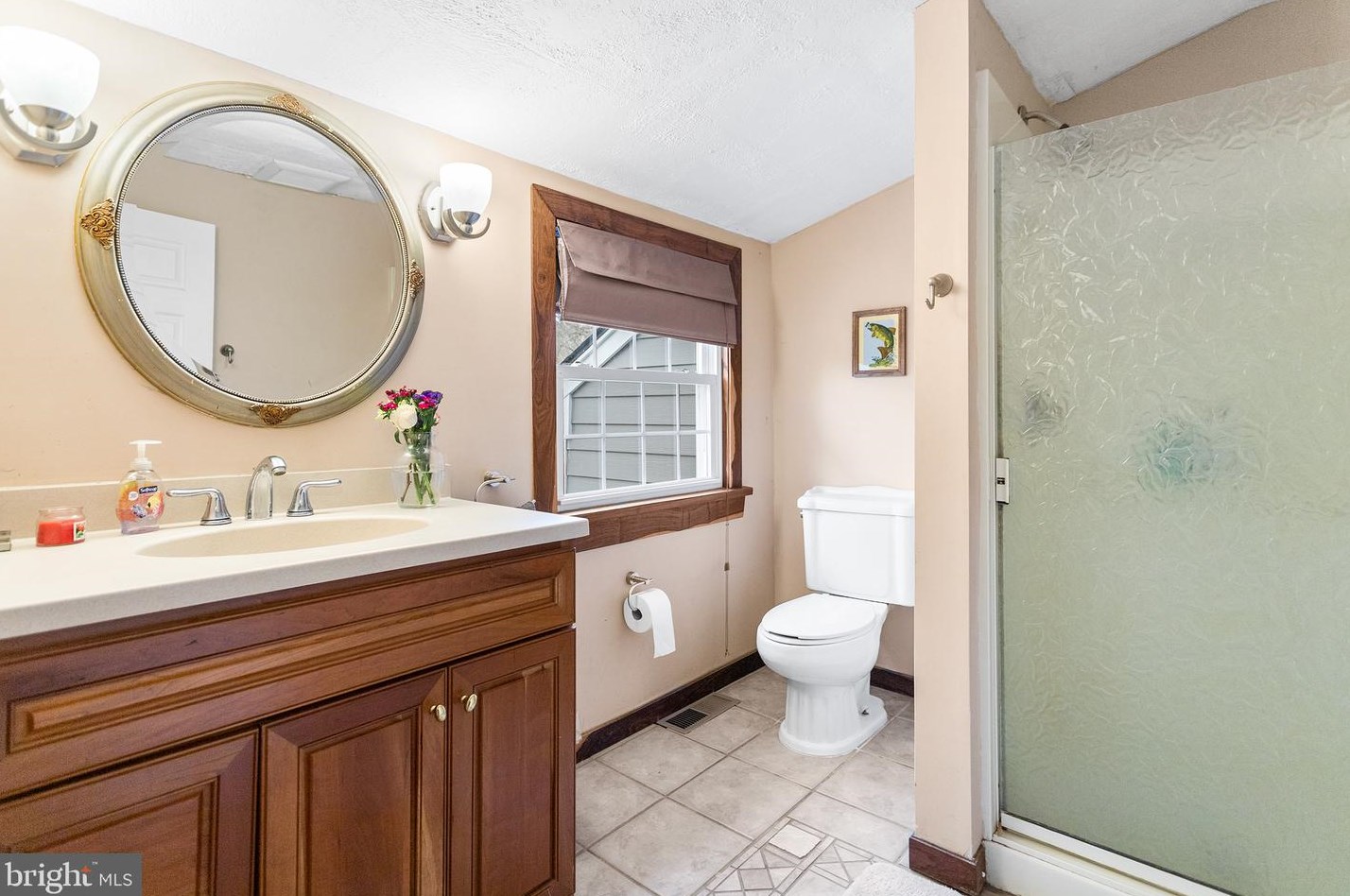 2330 Feathering Ln, Media PA 19063-1908 exterior