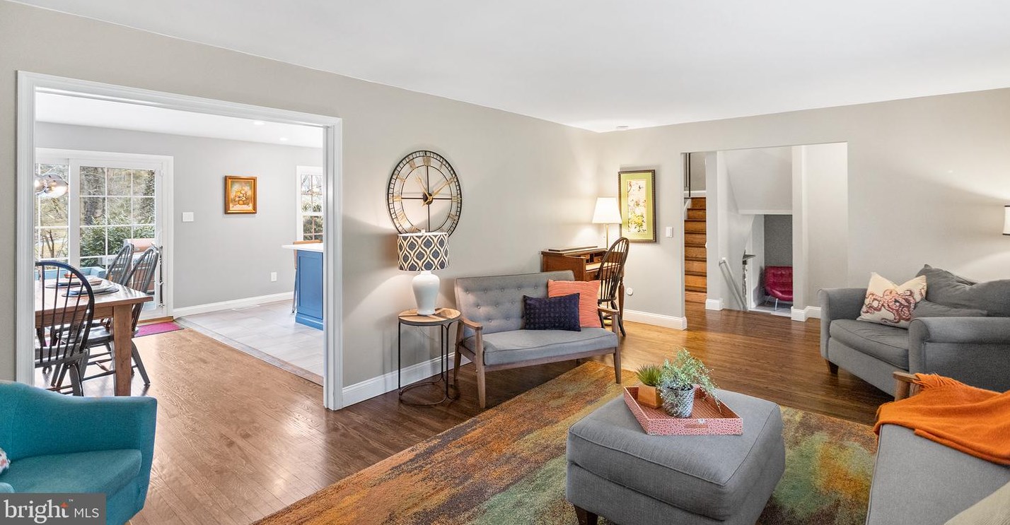 2330 Feathering Ln, Media PA 19063-1908 exterior