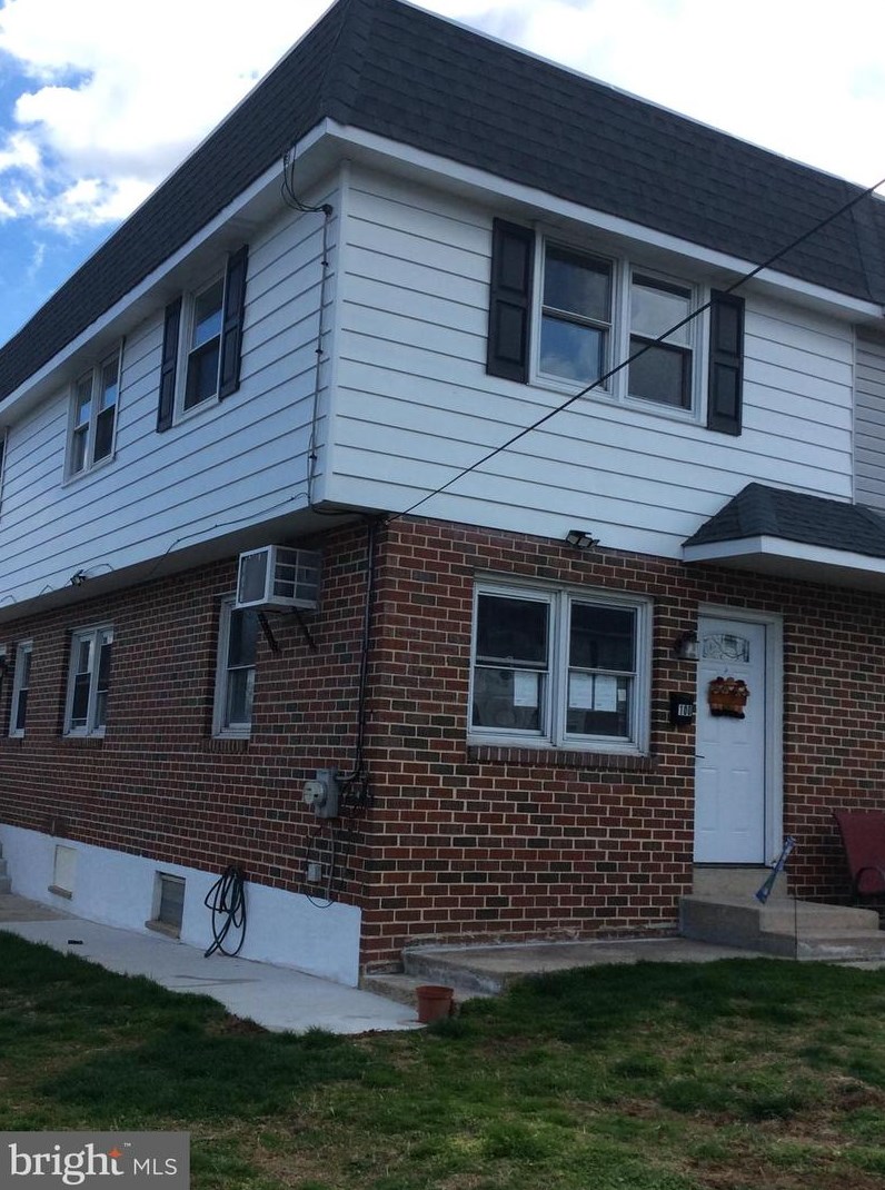 100 Baldwin Ave, Ridley Park, PA 19078