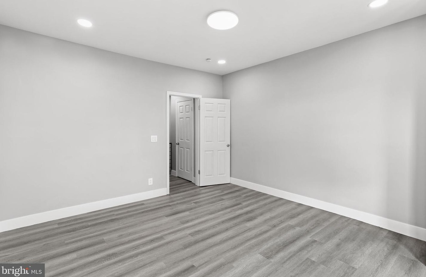 912 Forrester Ave, Darby PA 19023-1612 exterior