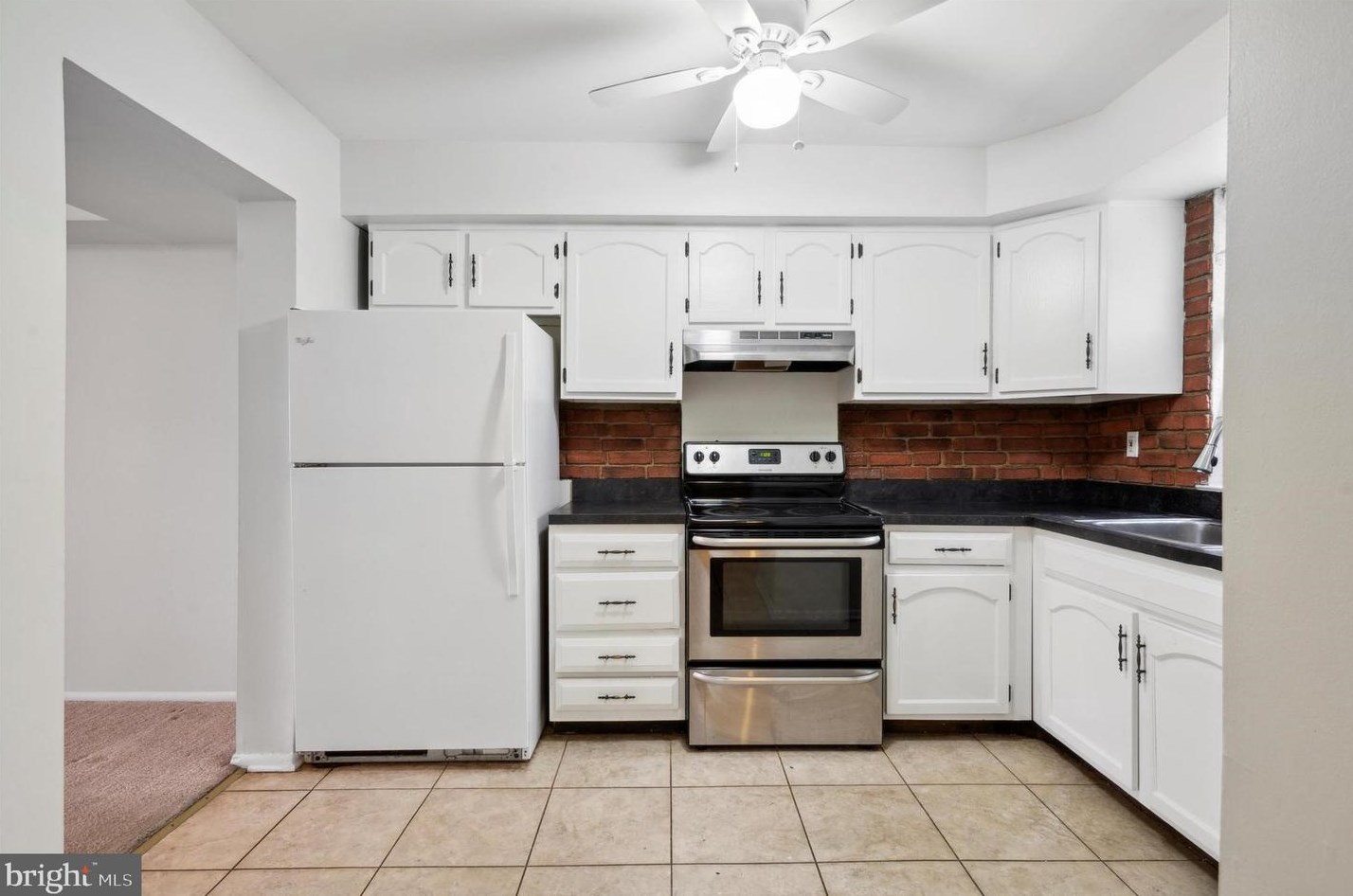 1554 Roosevelt Dr, Sharon Hill, PA 19079