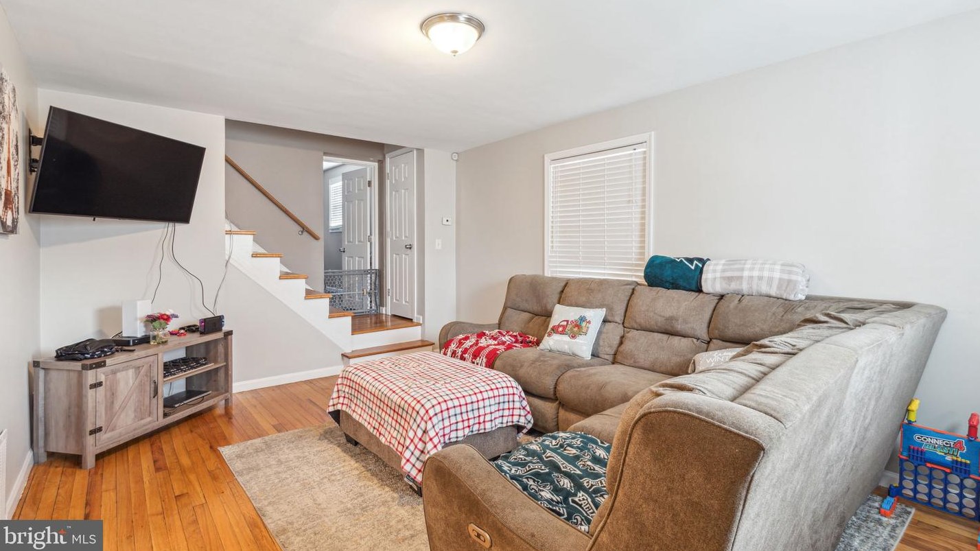 1118 7th Ave, Swarthmore, PA 19081