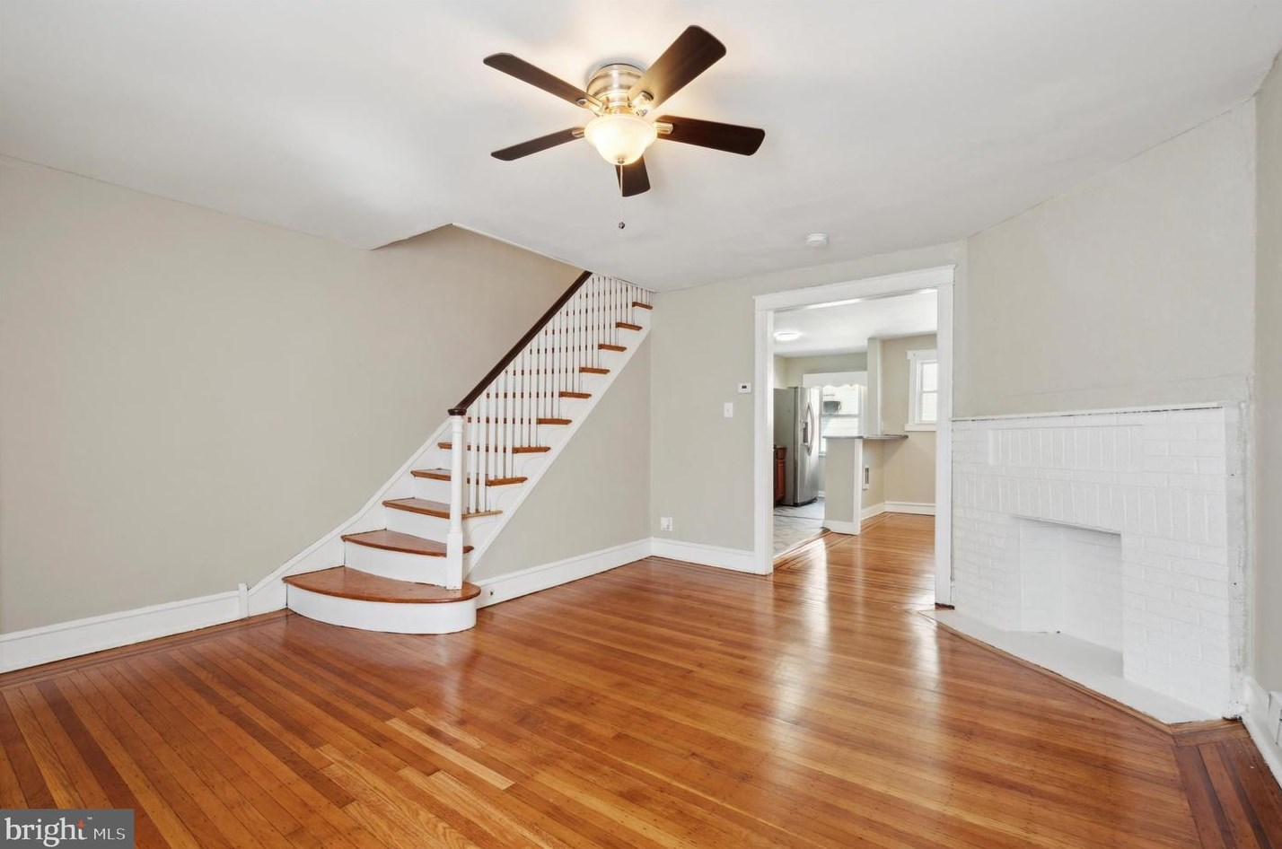 141 Laurel Rd, Sharon Hill, PA 19079