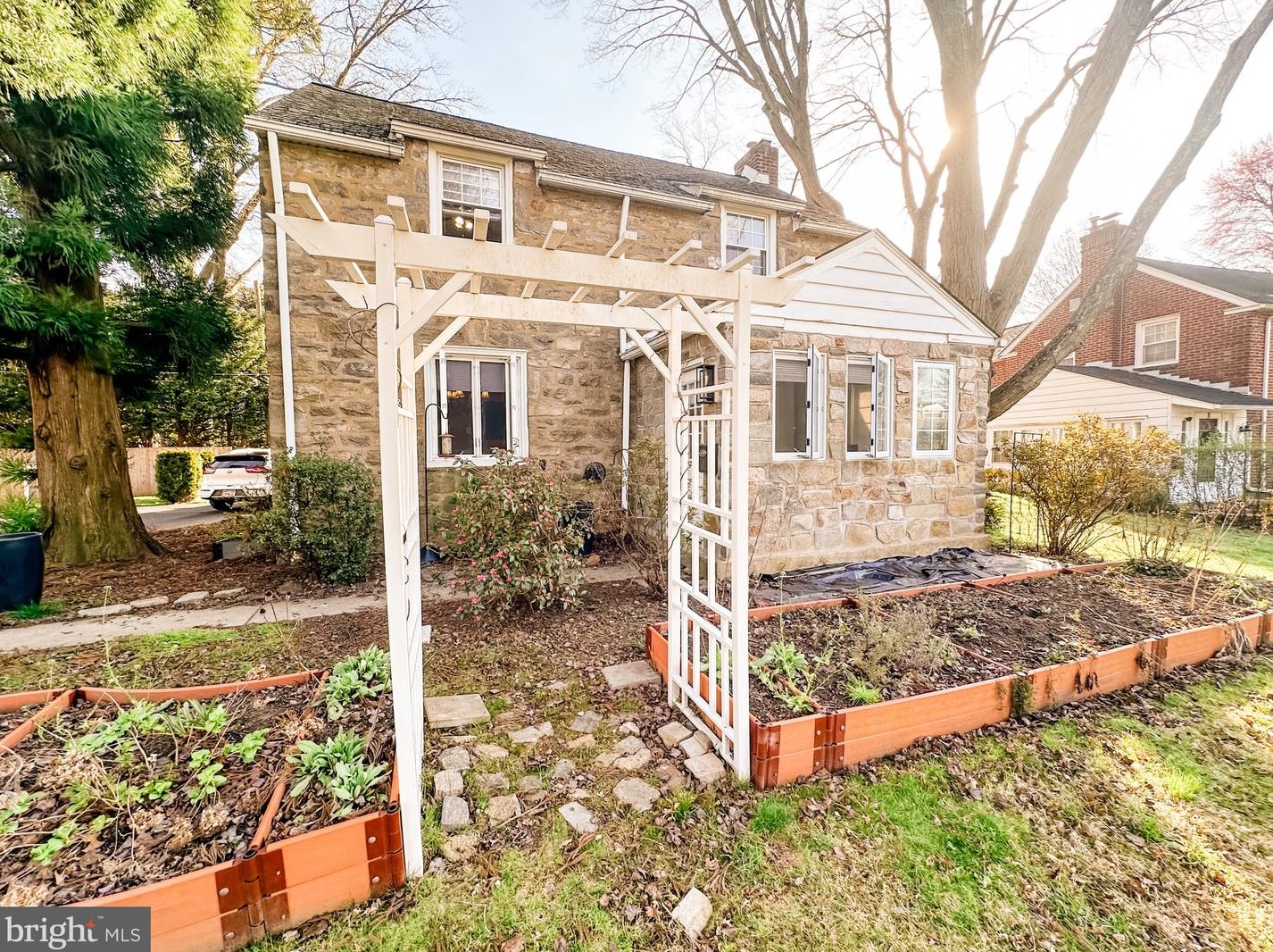 240 Sunnybrook Rd, Media, PA 19064
