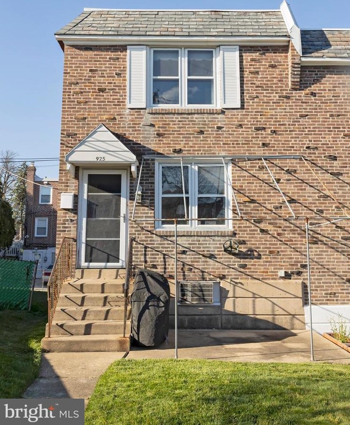925 Brenton Rd, Oakview, PA 19026