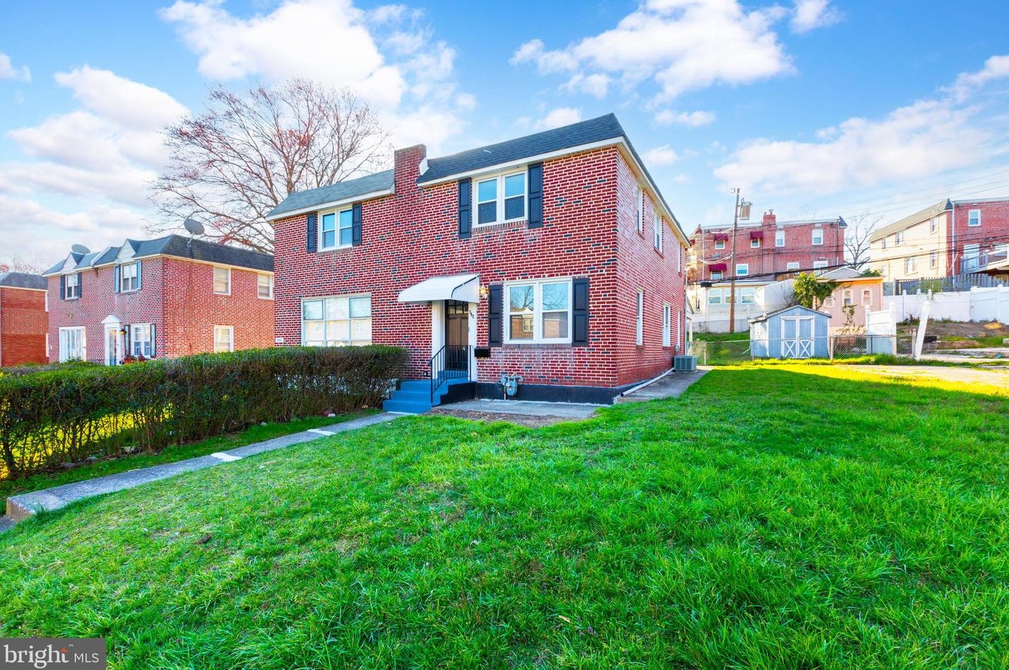 342 Greenwood Rd, Sharon Hill, PA 19079