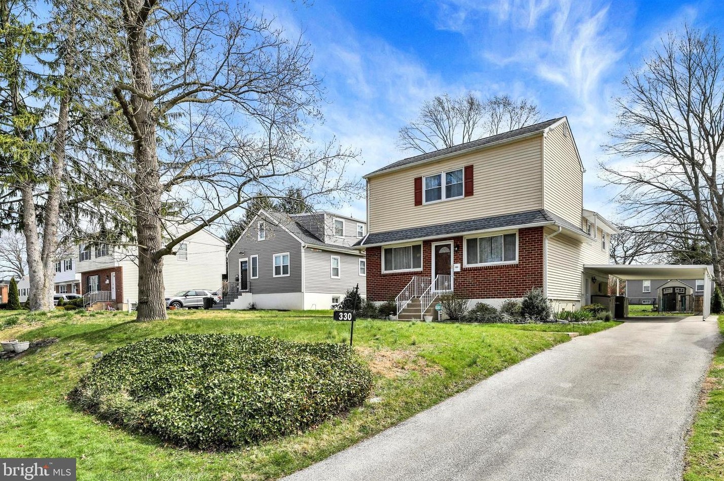 330 7th Ave, Folsom, PA 19033