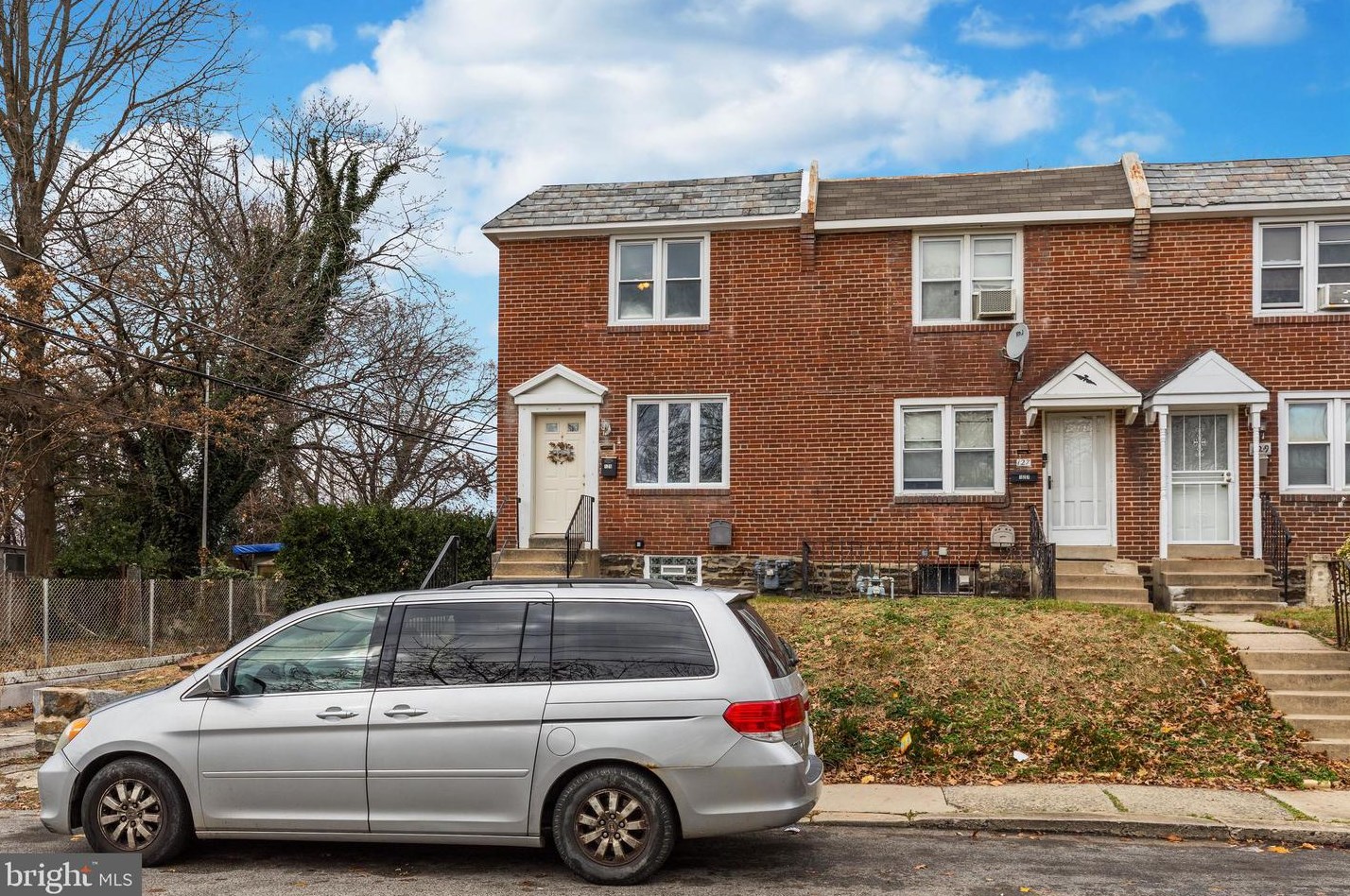 125 Golf Rd, Darby PA 19023-1313 exterior