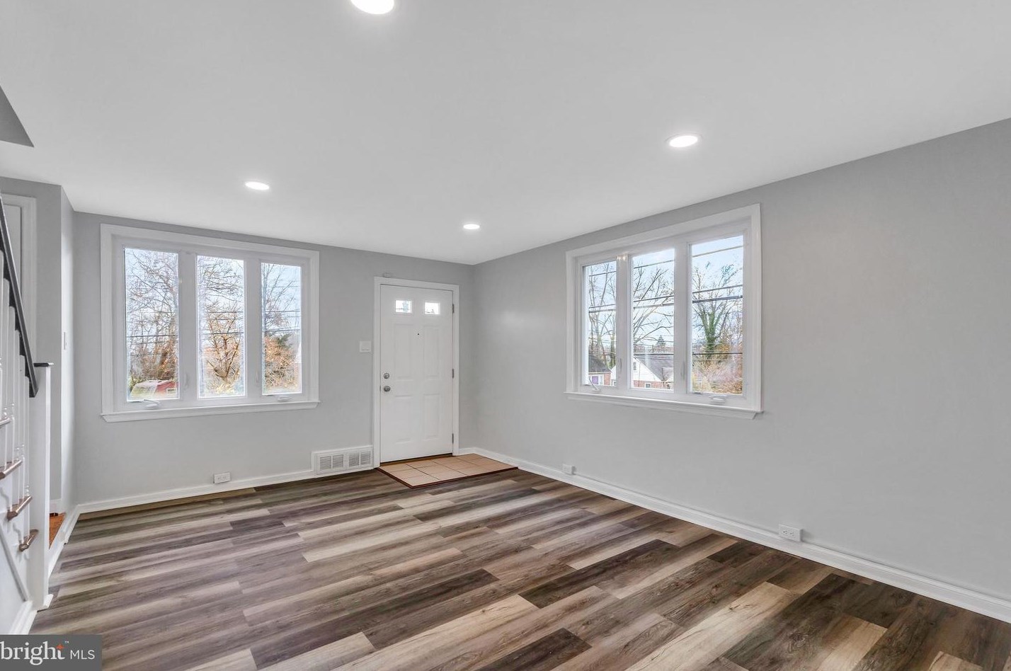 125 Golf Rd, Darby PA 19023-1313 exterior