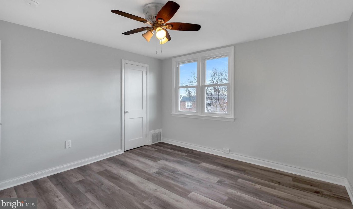 125 Golf Rd, Darby PA 19023-1313 exterior