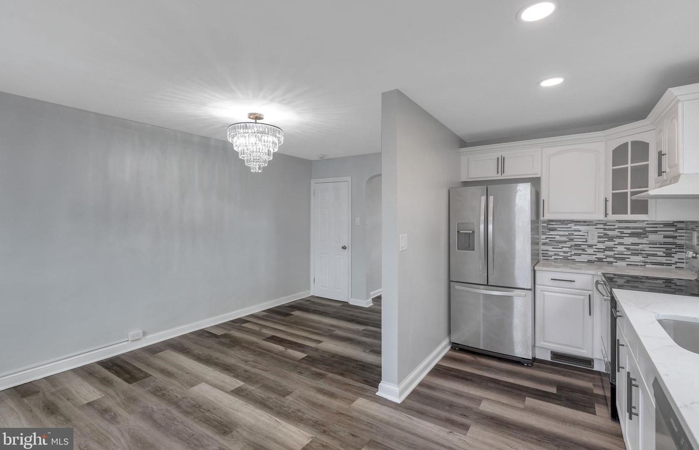 125 Golf Rd, Darby PA 19023-1313 exterior