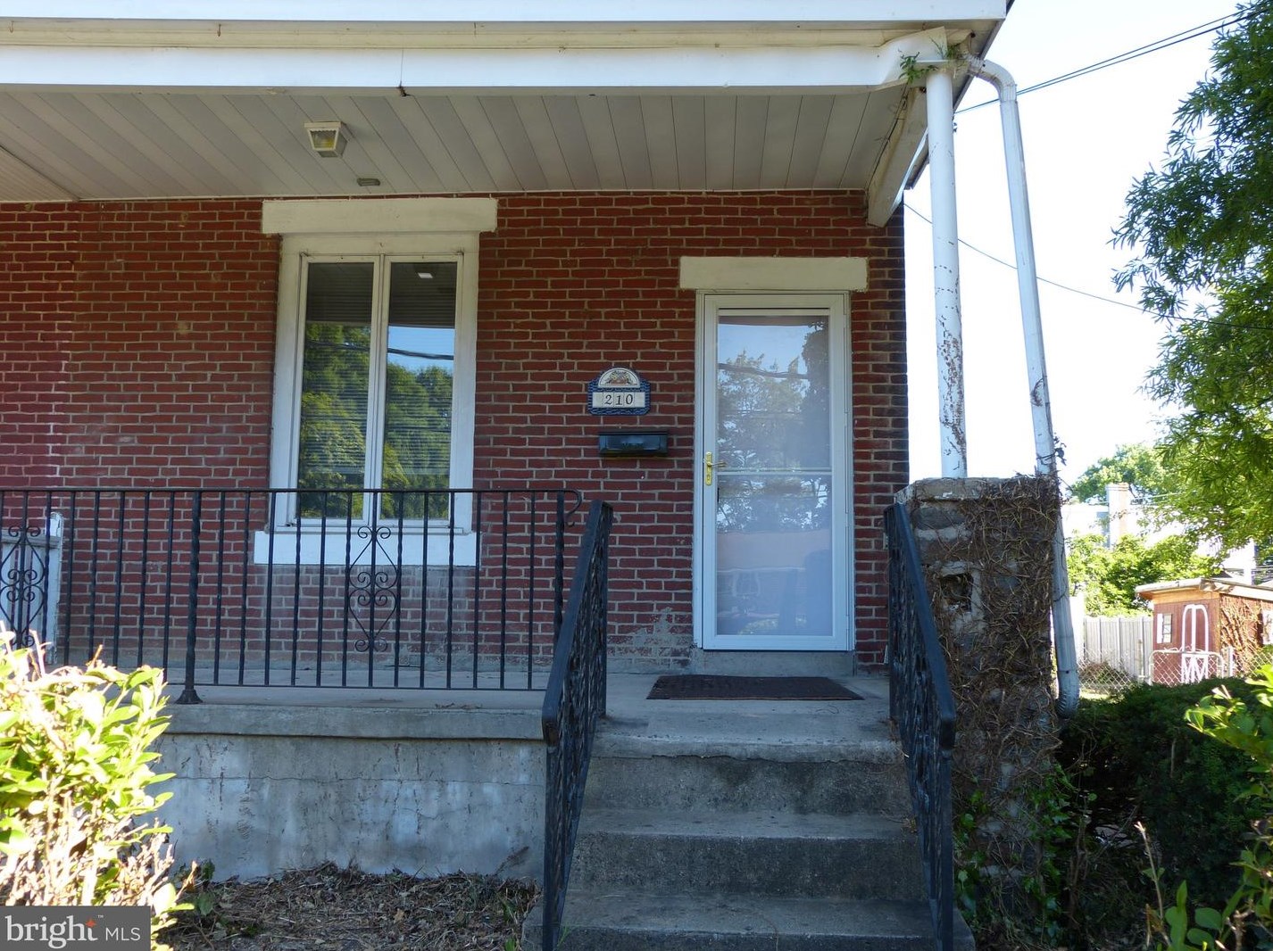 210 Powhattan Ave, Tinicum Township, PA 19029