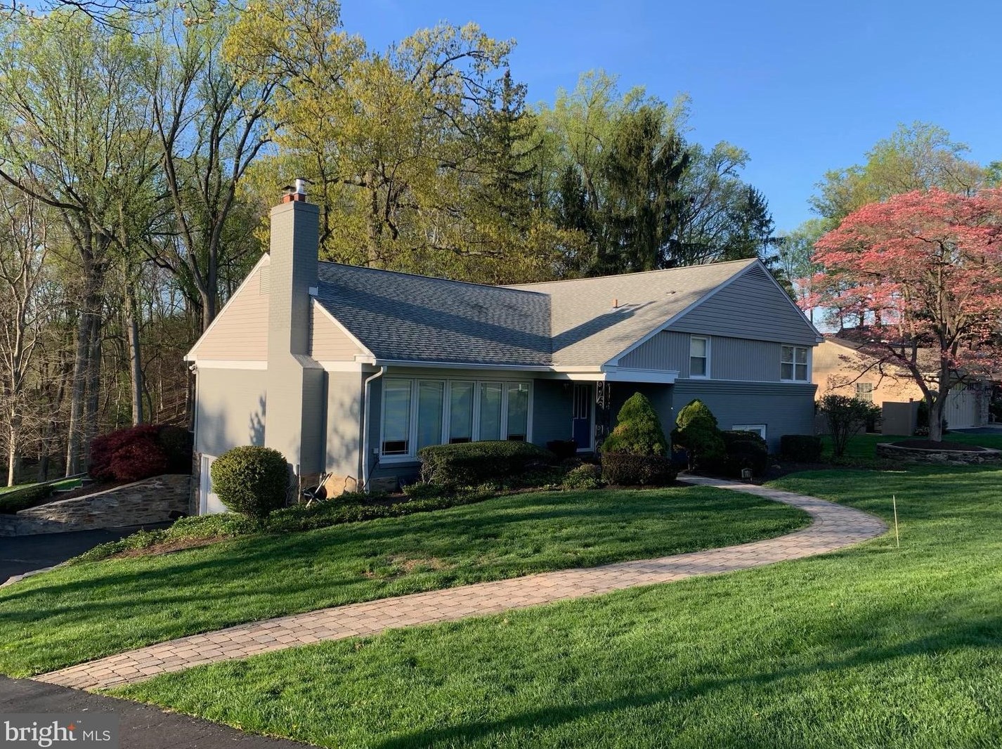 771 Louise Dr, Coal Township, PA 19064