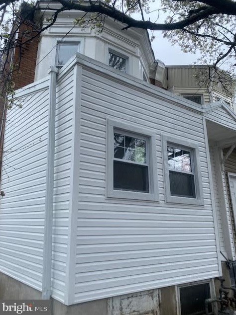 900 Maple Ter, Darby PA 19023-1614 exterior