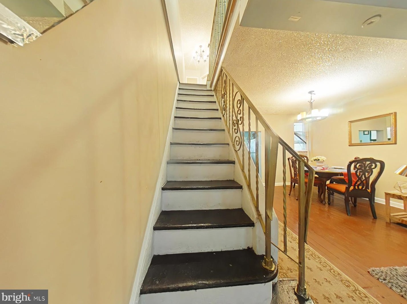 1118 Thomas St, Chester PA 19013-6422 exterior