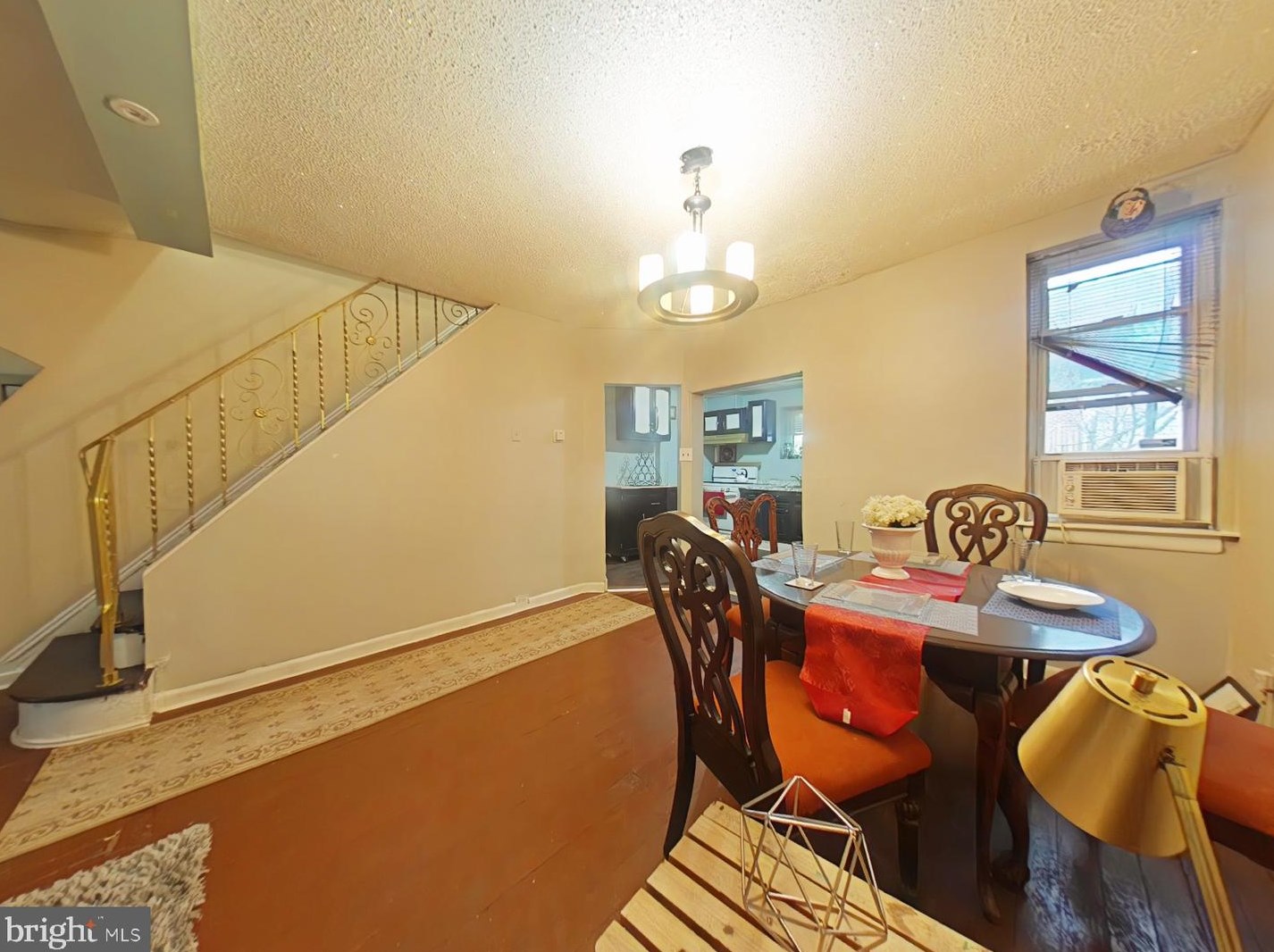 1118 Thomas St, Chester PA 19013-6422 exterior