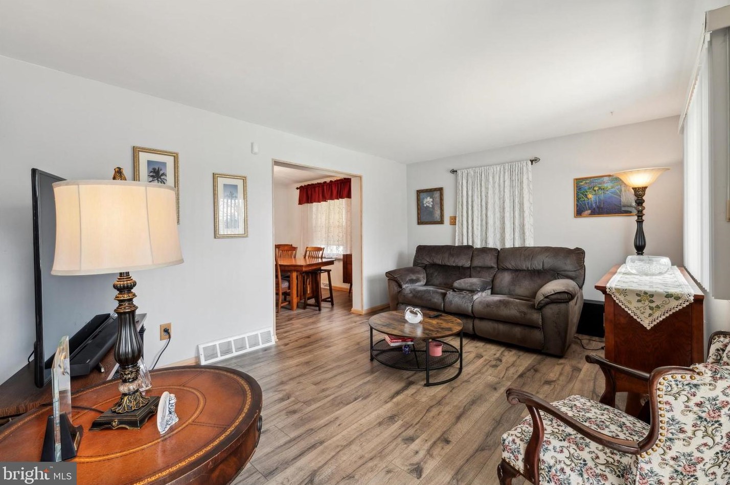 3802 Bethel Rd, Boothwyn, PA 19061