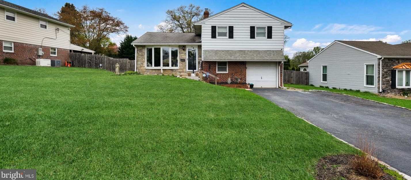 304 S New Ardmore Ave, Marple Township, PA 19008