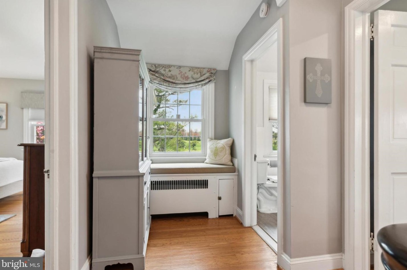 16 Golfview Rd, Ardmore PA  19003-1018 exterior