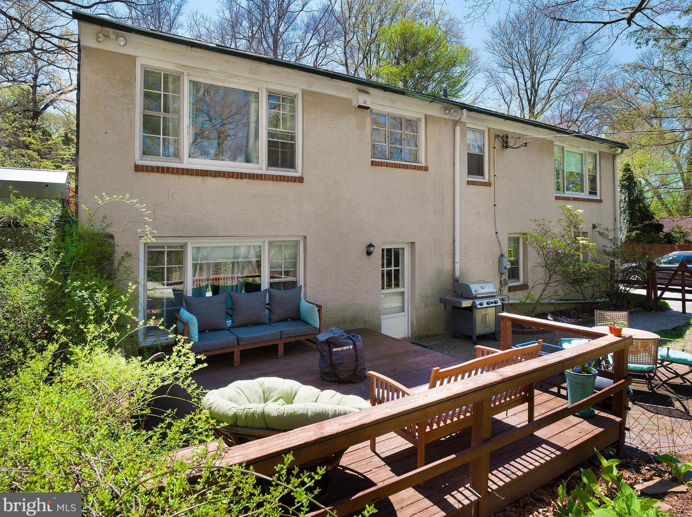 208 Marple Rd, Haverford PA  19041-1025 exterior