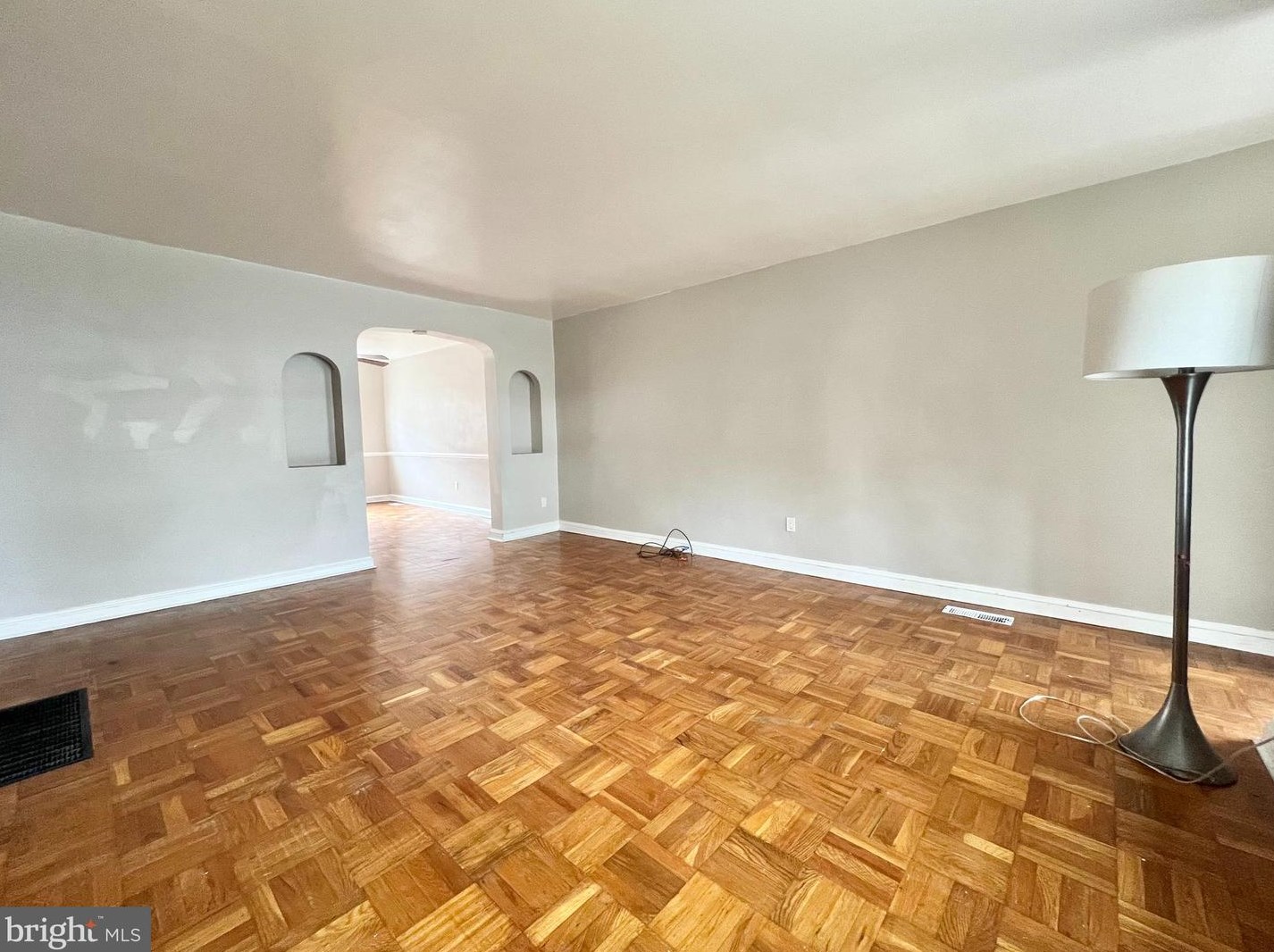 603 Andover Rd, Upper Darby, PA 19082