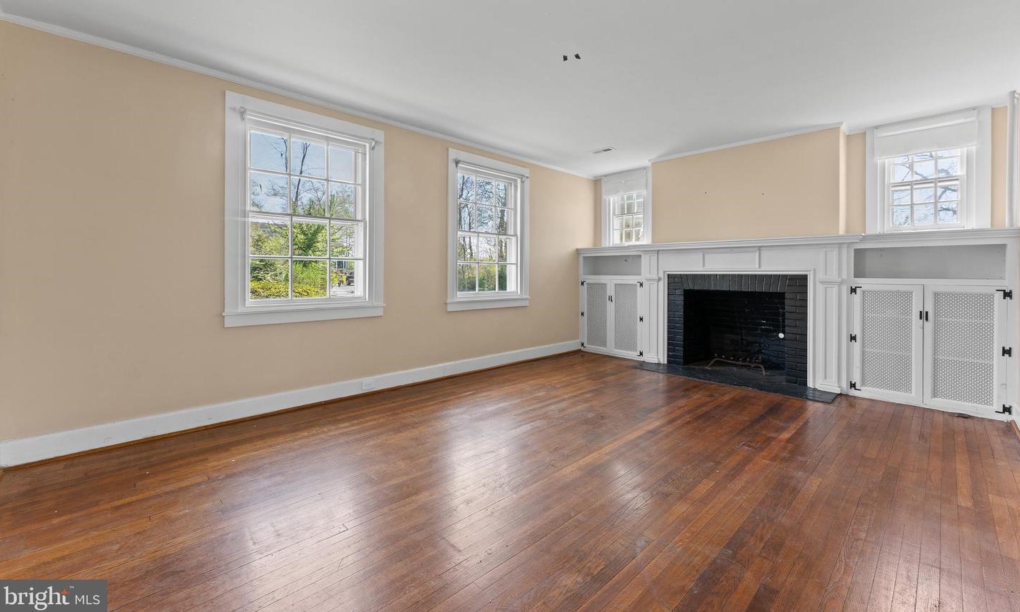 14 Radnor Way, Wayne PA  19087-5134 exterior