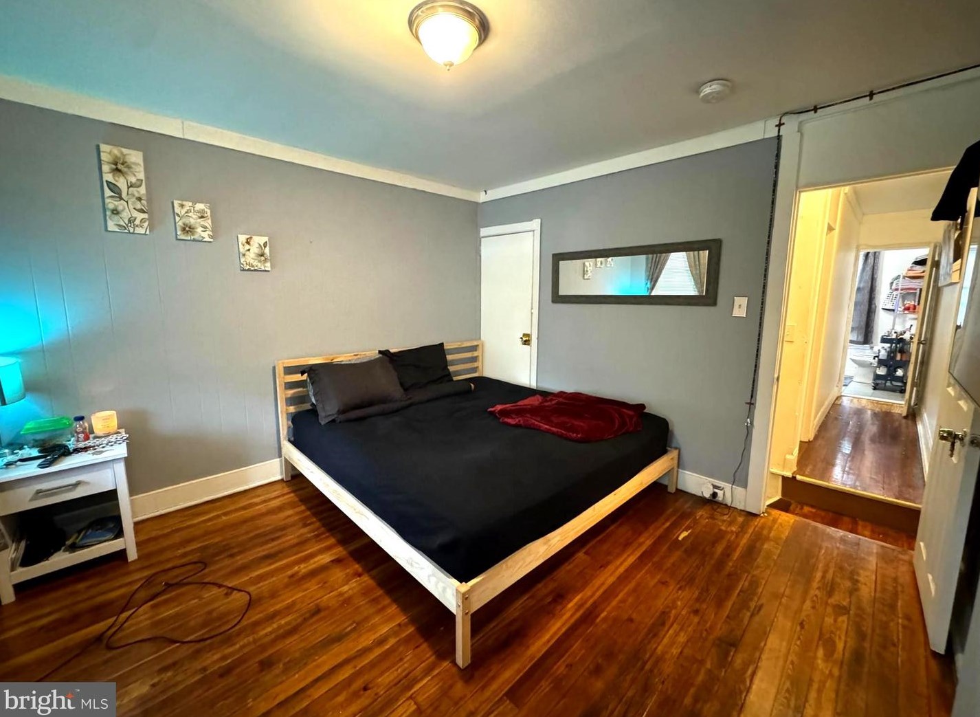 702 Lincoln St, Chester PA 19013-3527 exterior