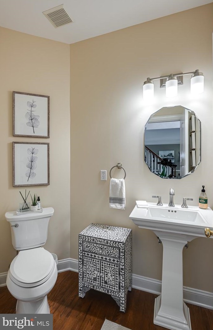 50 Cedar Hill Ln, Media PA 19063-6309 exterior